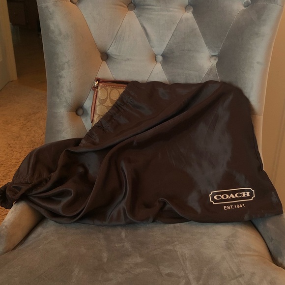 Coach File Crossbody in Signature Canvas Purse - Picture 7 of 11